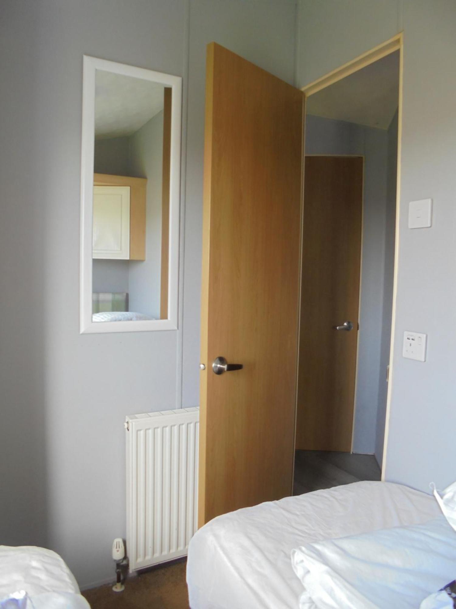 8 Berth On The Chase Hotel Ingoldmells Ngoại thất bức ảnh