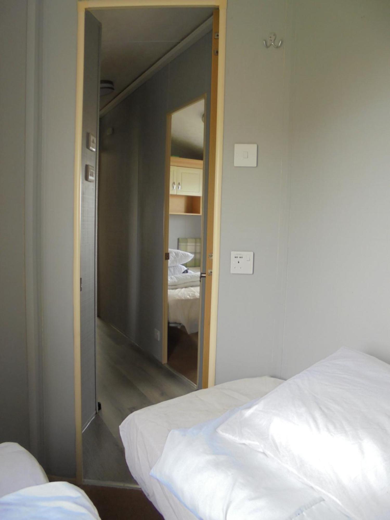 8 Berth On The Chase Hotel Ingoldmells Ngoại thất bức ảnh